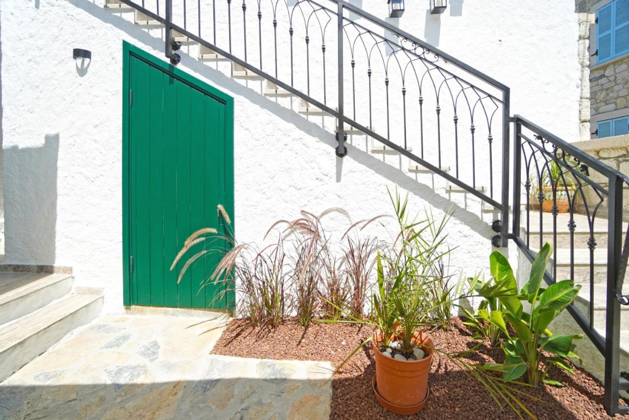 Pom Alacati Boutique Otel Кешме Экстерьер фото