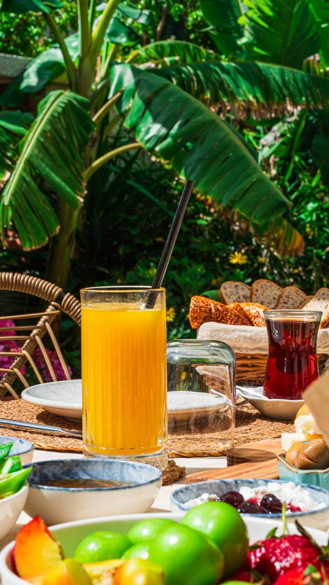 Pom Alacati Boutique Otel Кешме Экстерьер фото